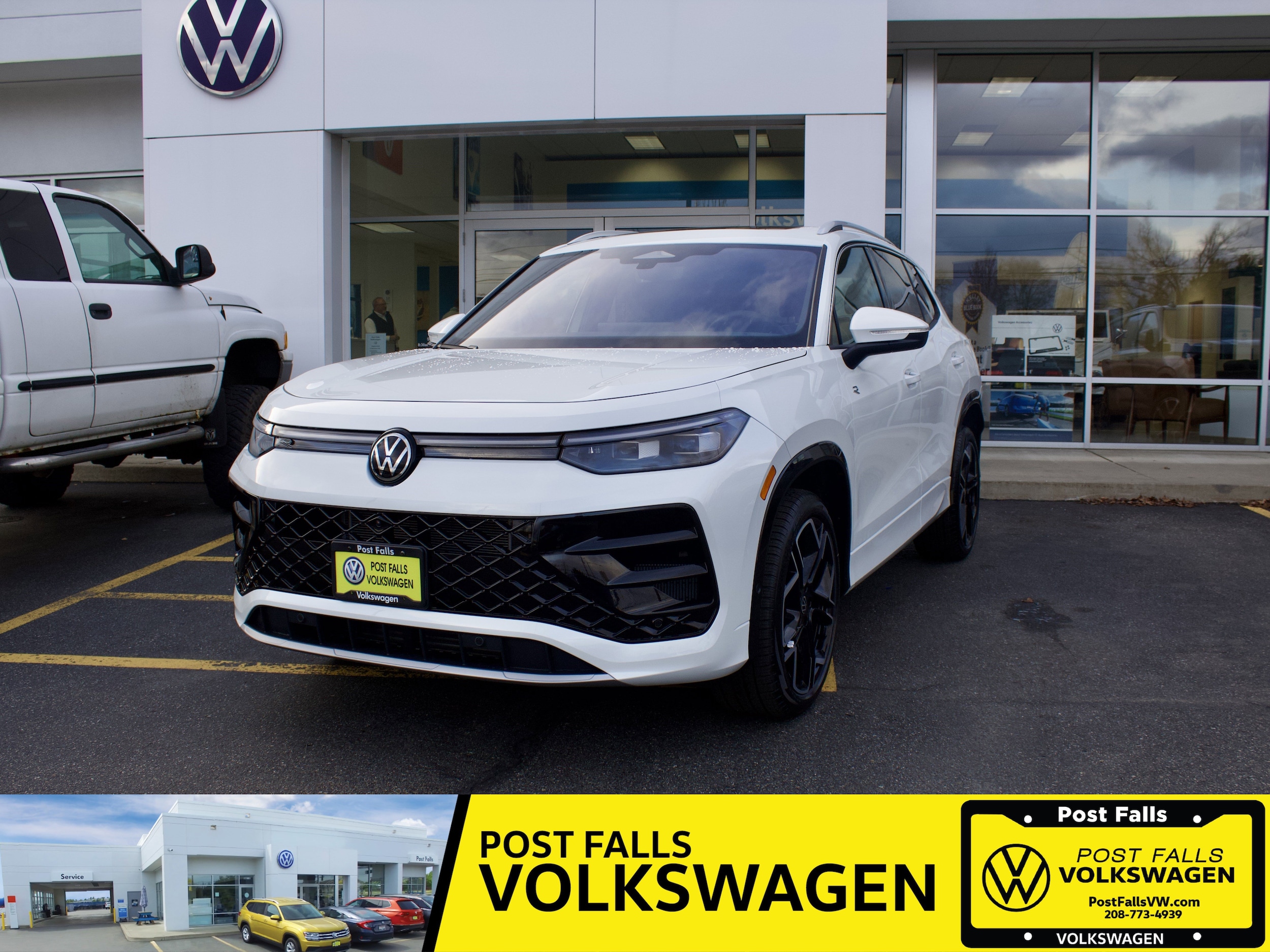 2026 Volkswagen Tiguan SEL R-LINE TURBO's photo