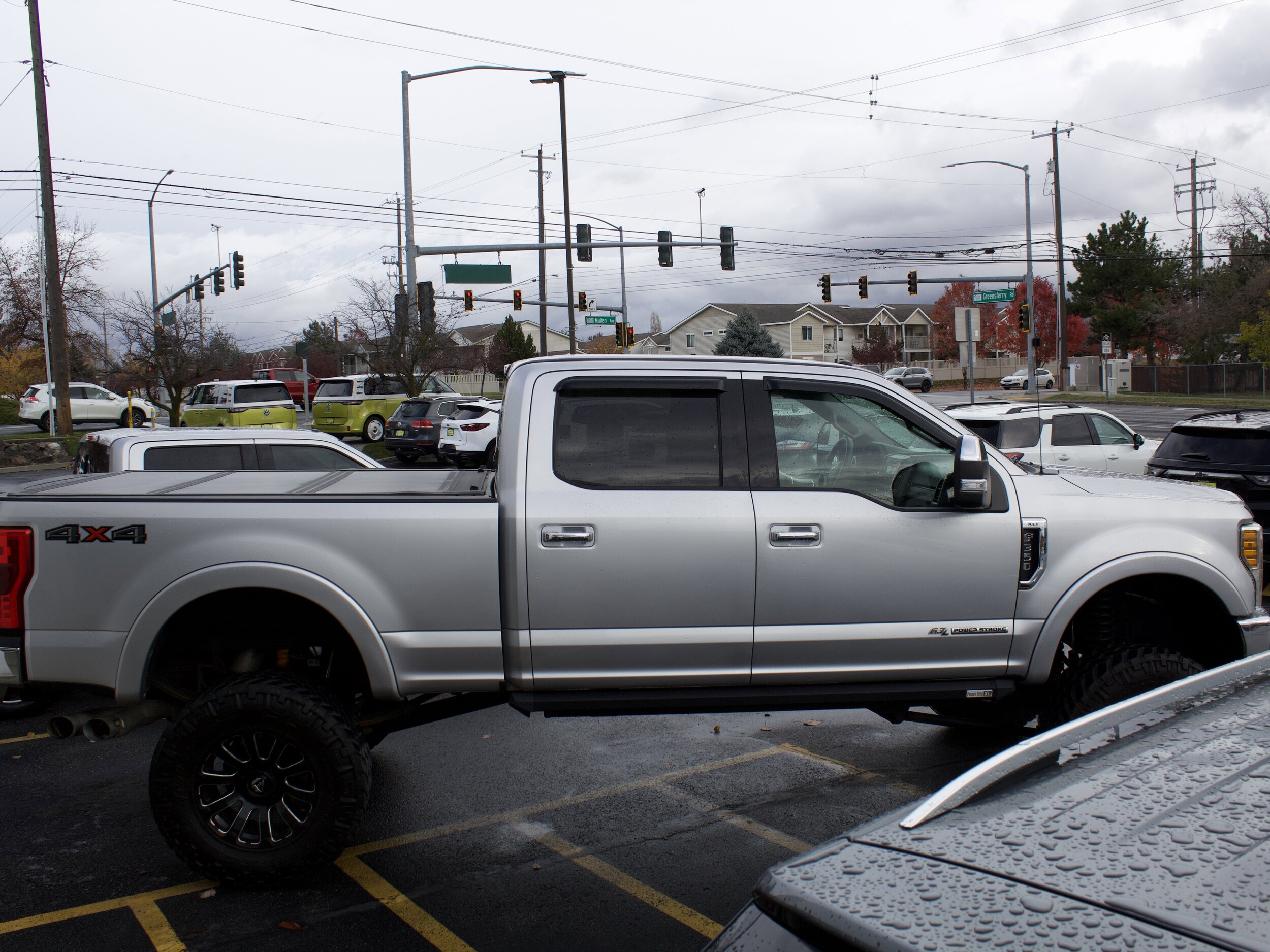 2019 Ford F-350 XLT photo 3