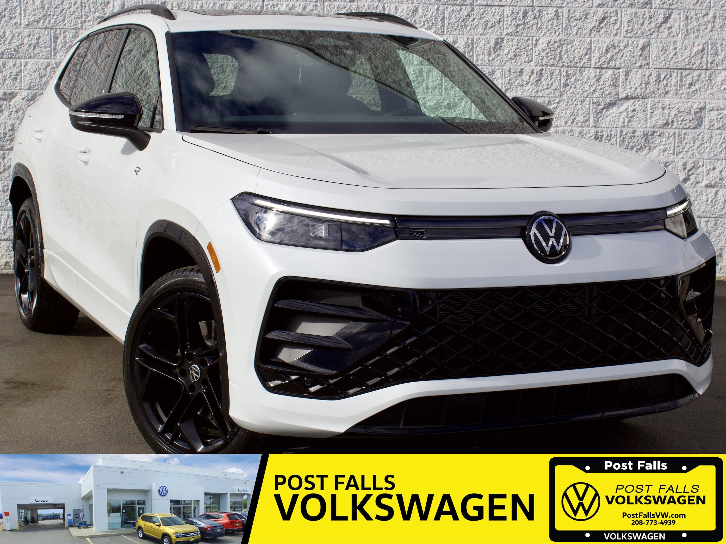 2026 Volkswagen Tiguan 2.0T SE R-Line Black 4Motion's photo