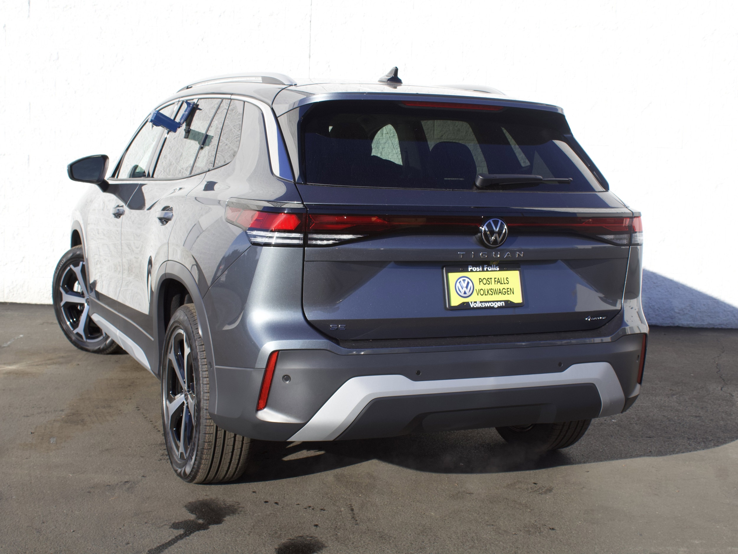 2026 Volkswagen Tiguan SE - Photo 5