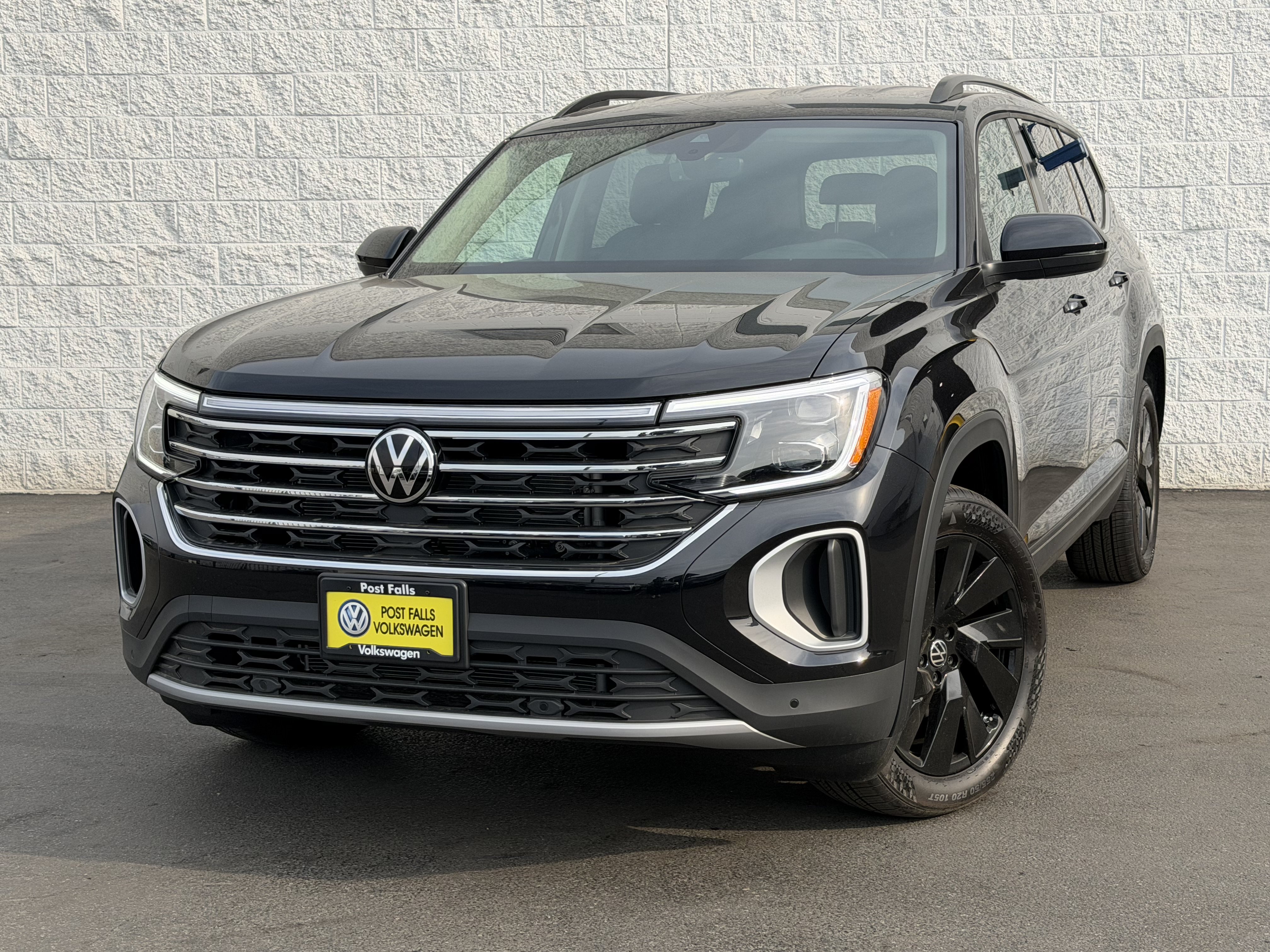New 2026 Volkswagen Atlas SE w/Technology SUV