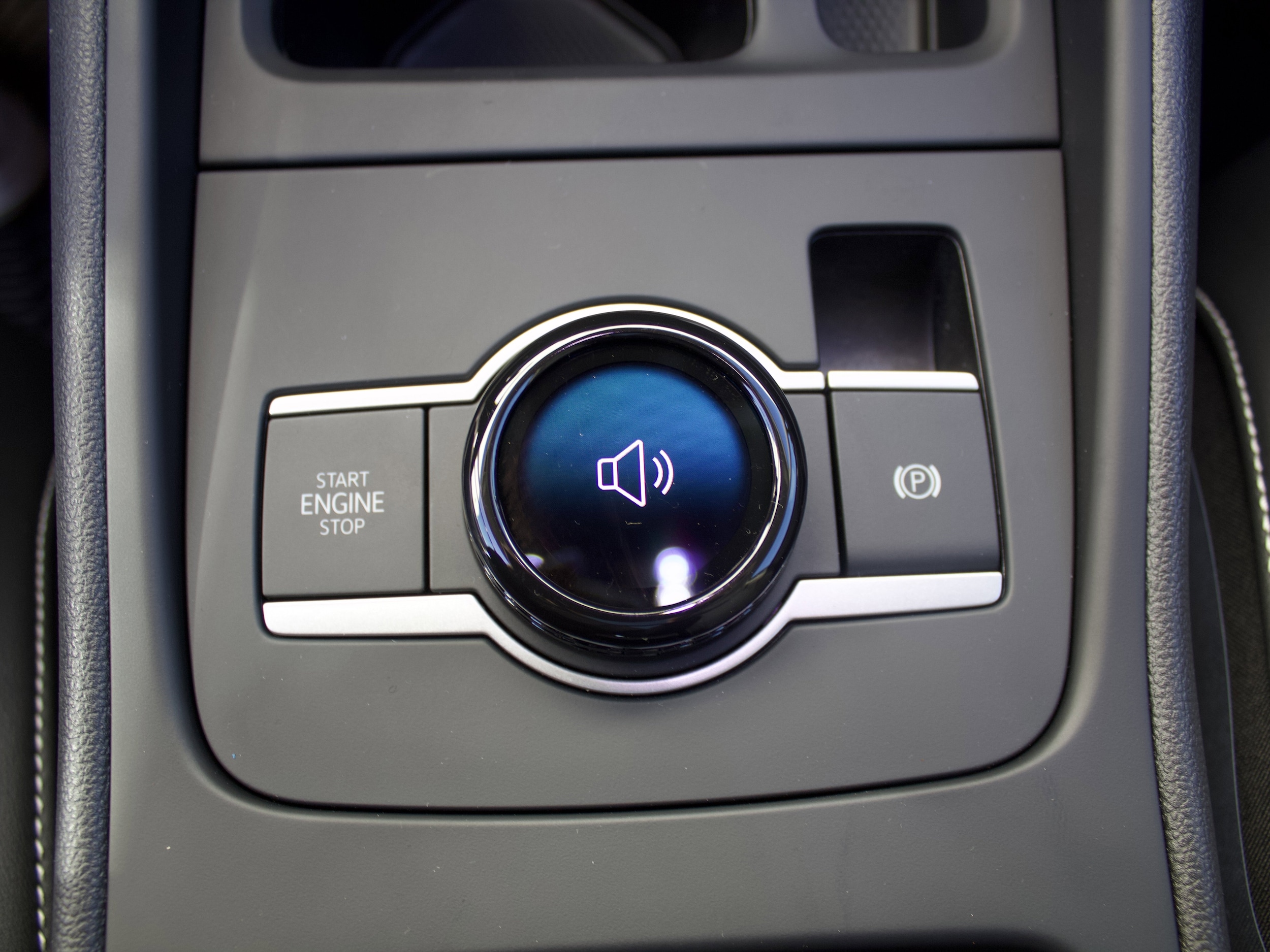 2026 Volkswagen Tiguan SE - Photo 24