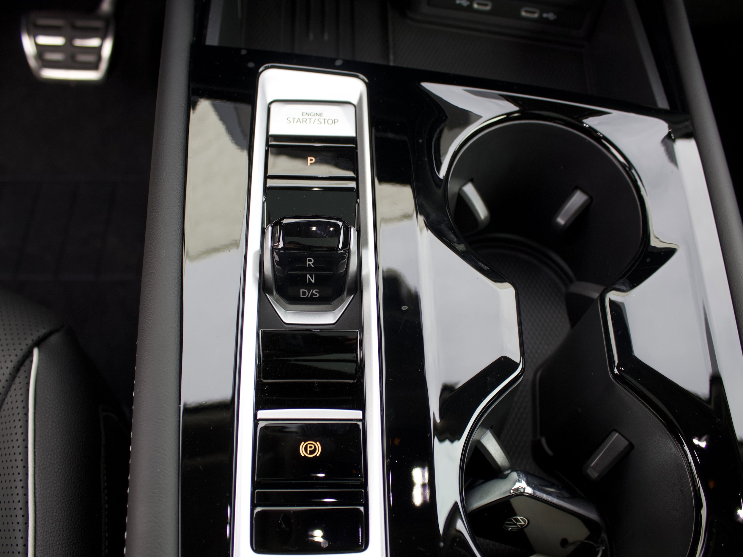 2026 Volkswagen Atlas SEL Premium R-Line - Photo 24