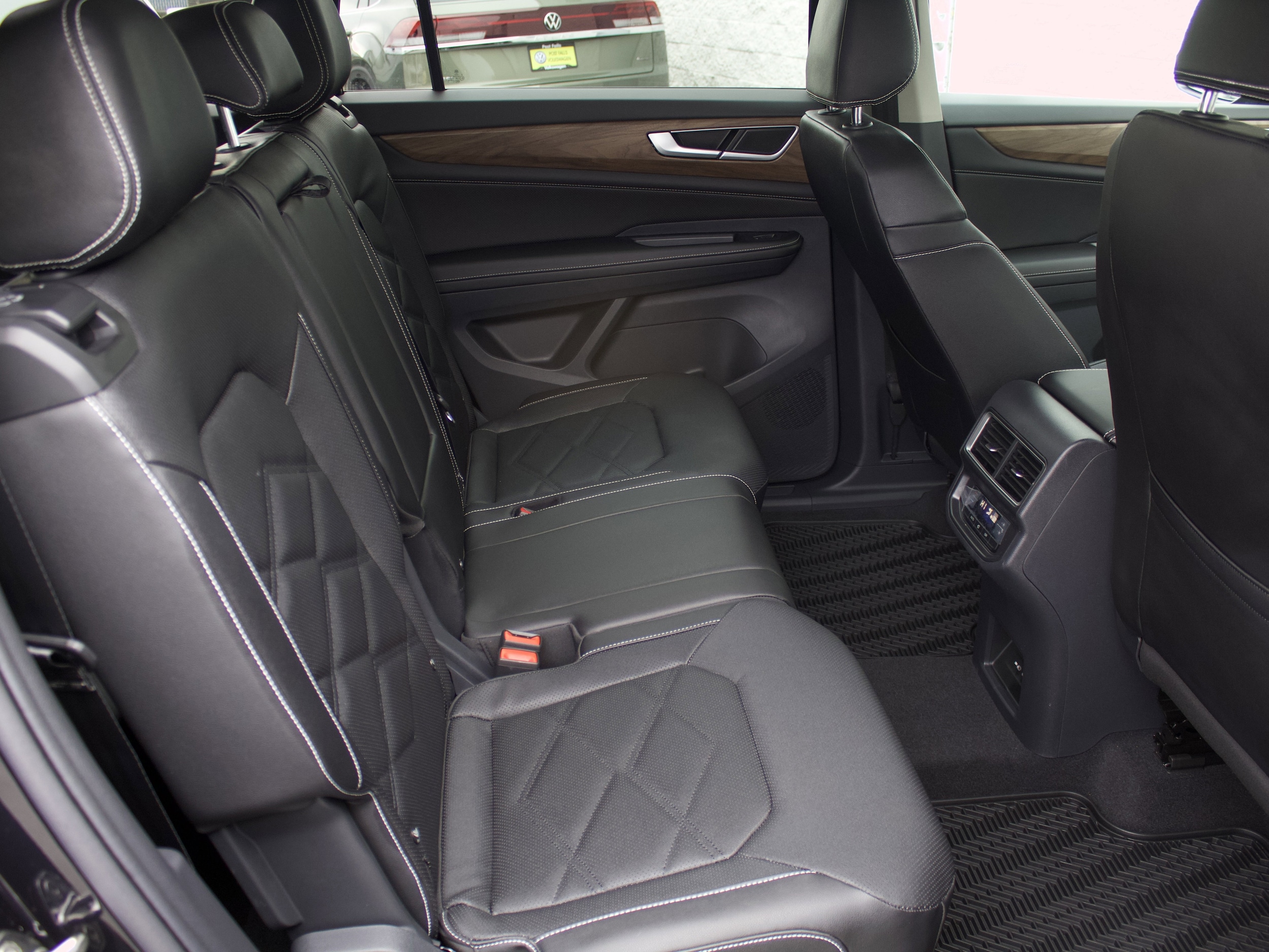 2026 Volkswagen Atlas SE - Photo 32
