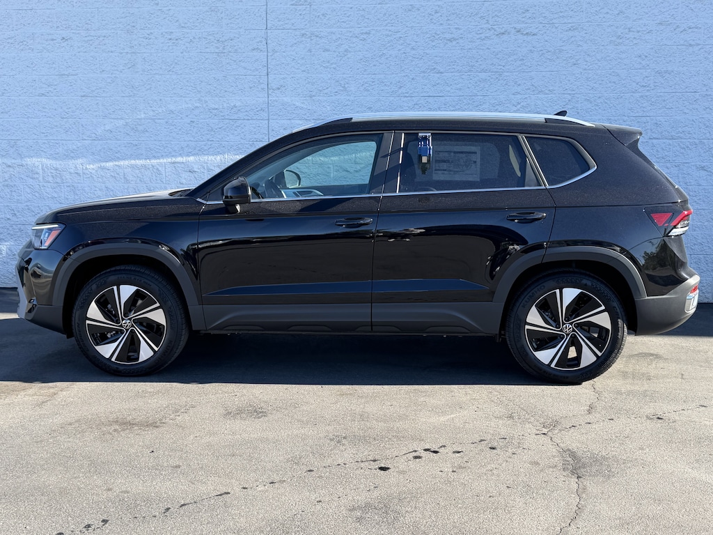 New 2026 Volkswagen Taos 1.5T SE SUV