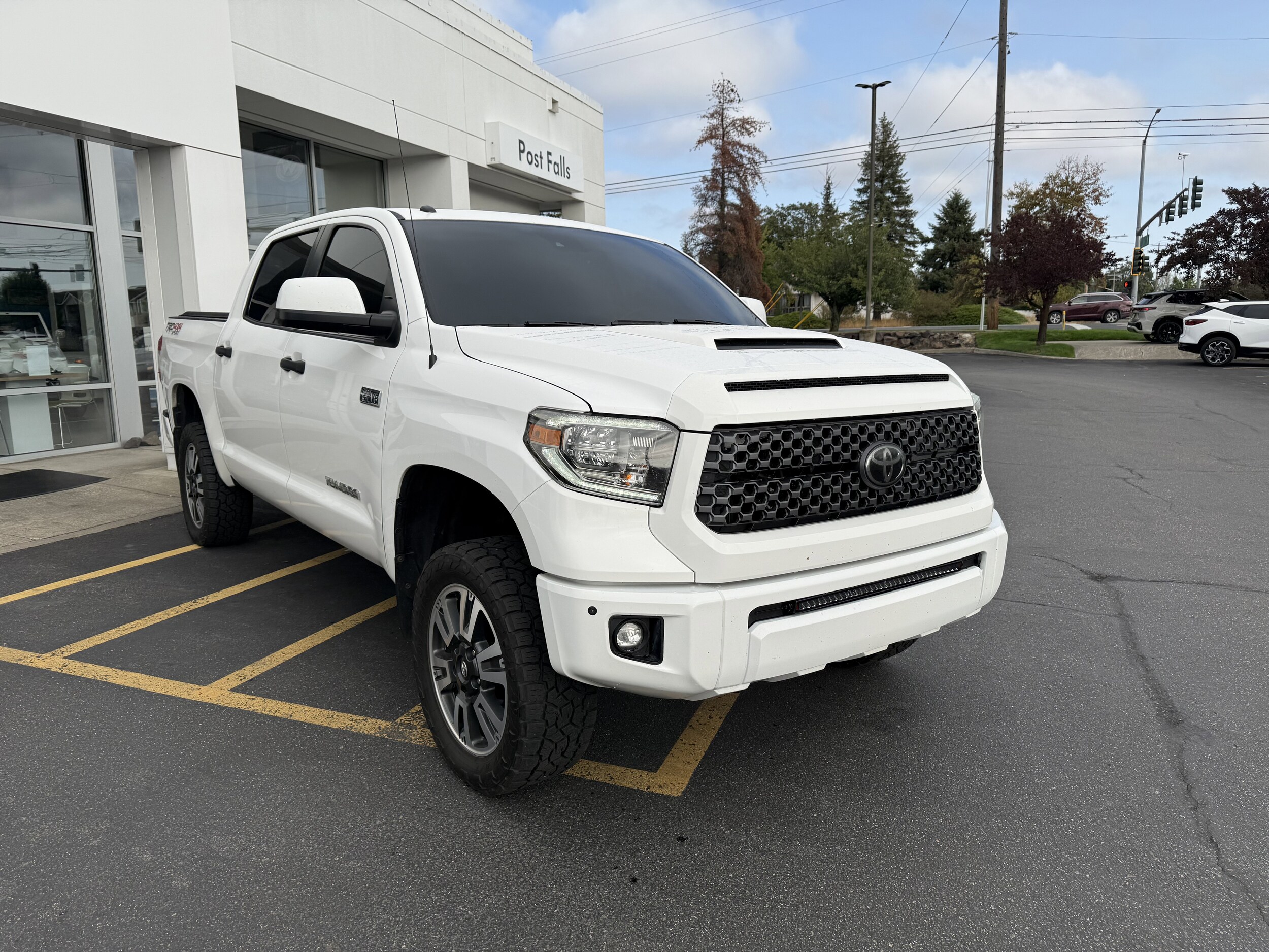 2018 Toyota Tundra SR5 photo 3