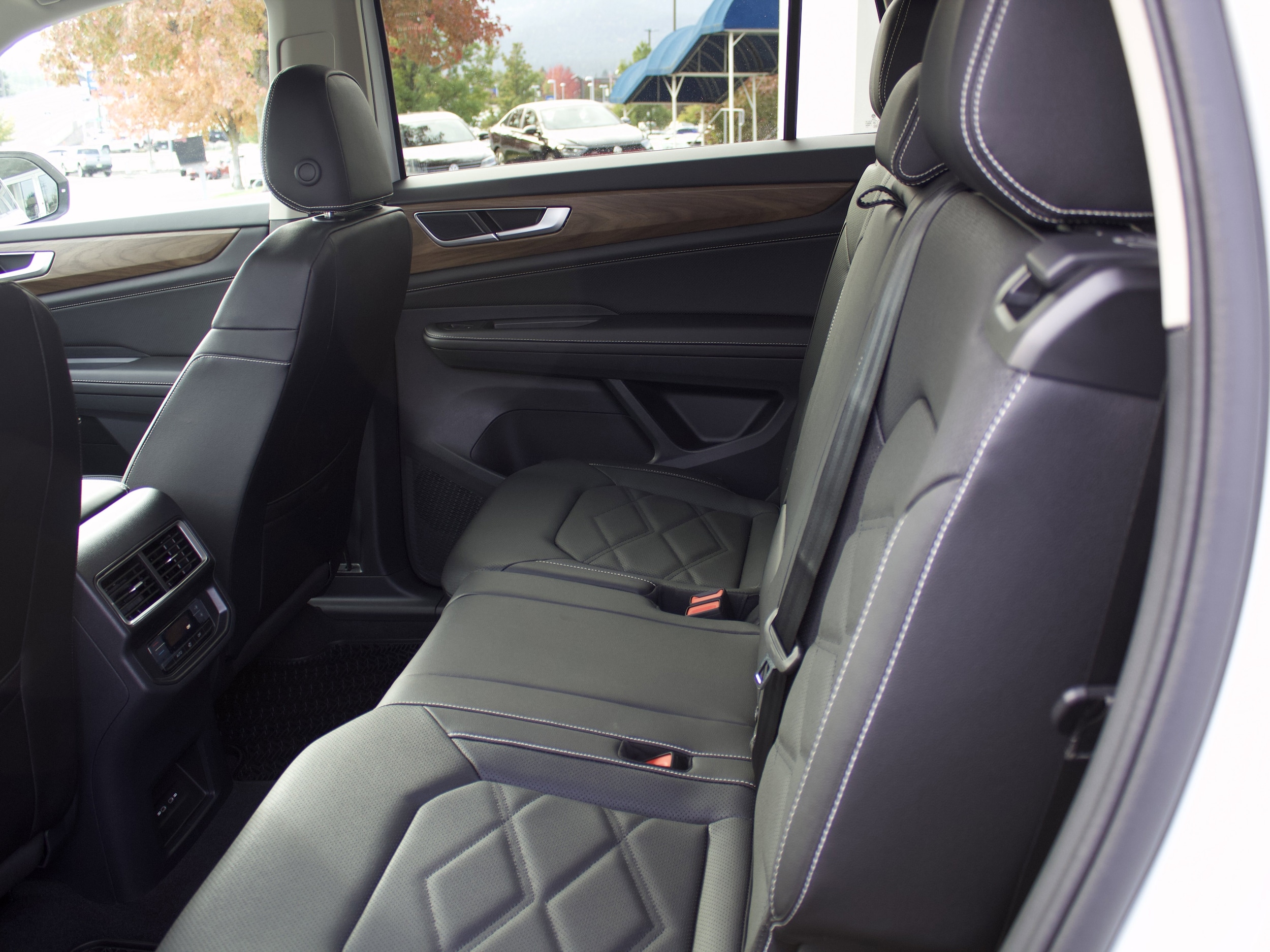 2026 Volkswagen Atlas SE - Photo 26