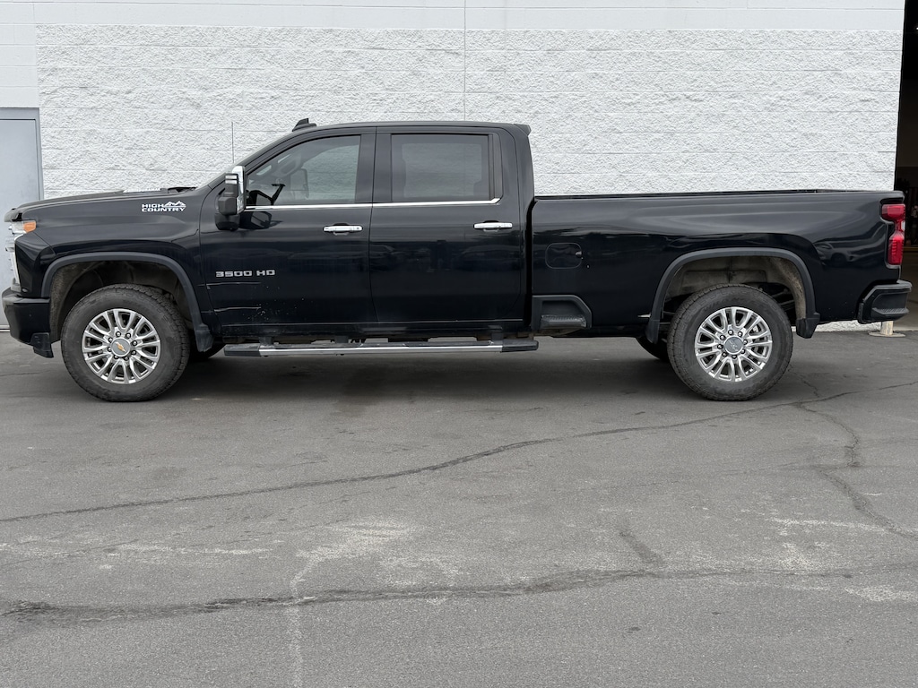 Used 2023 Chevrolet Silverado 3500 HD High Country Truck Crew Cab