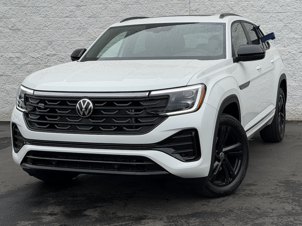 New 2026 Volkswagen Atlas Cross Sport SEL R-Line Black SUV