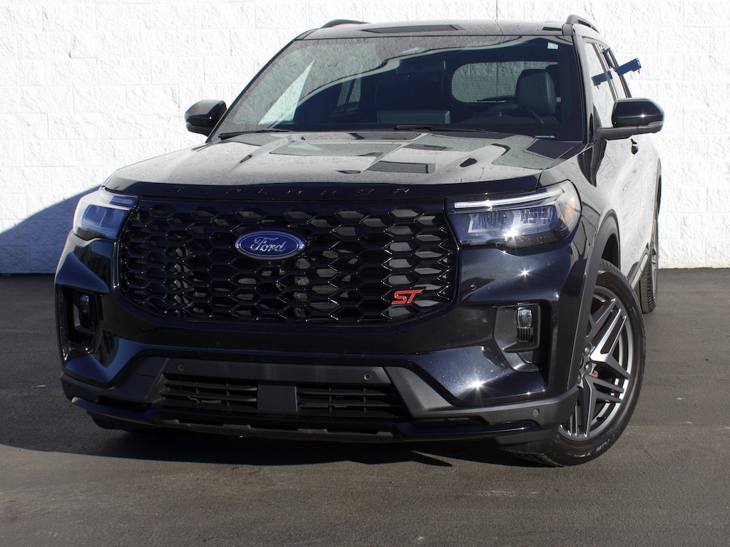 Used 2025 Ford Explorer ST SUV