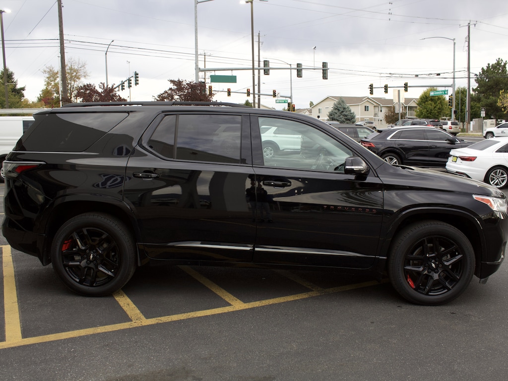 Used 2020 Chevrolet Traverse Premier SUV