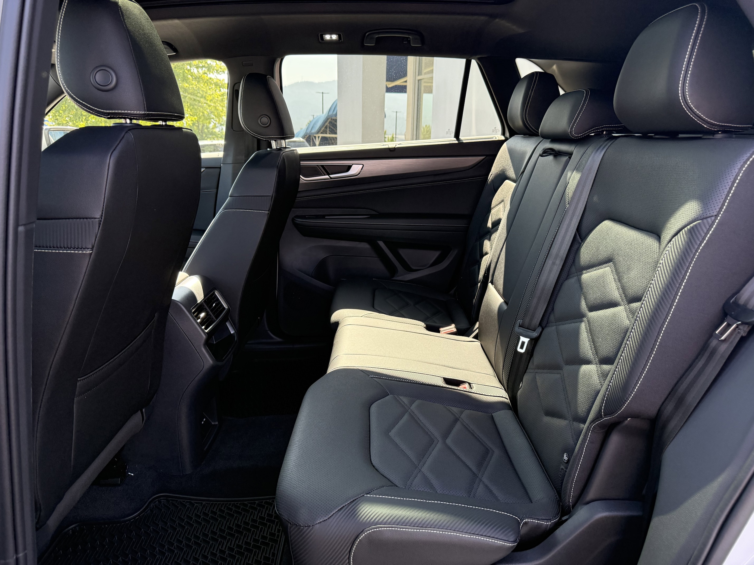 2026 Volkswagen Atlas Cross Sport SE w/Tech - Photo 21