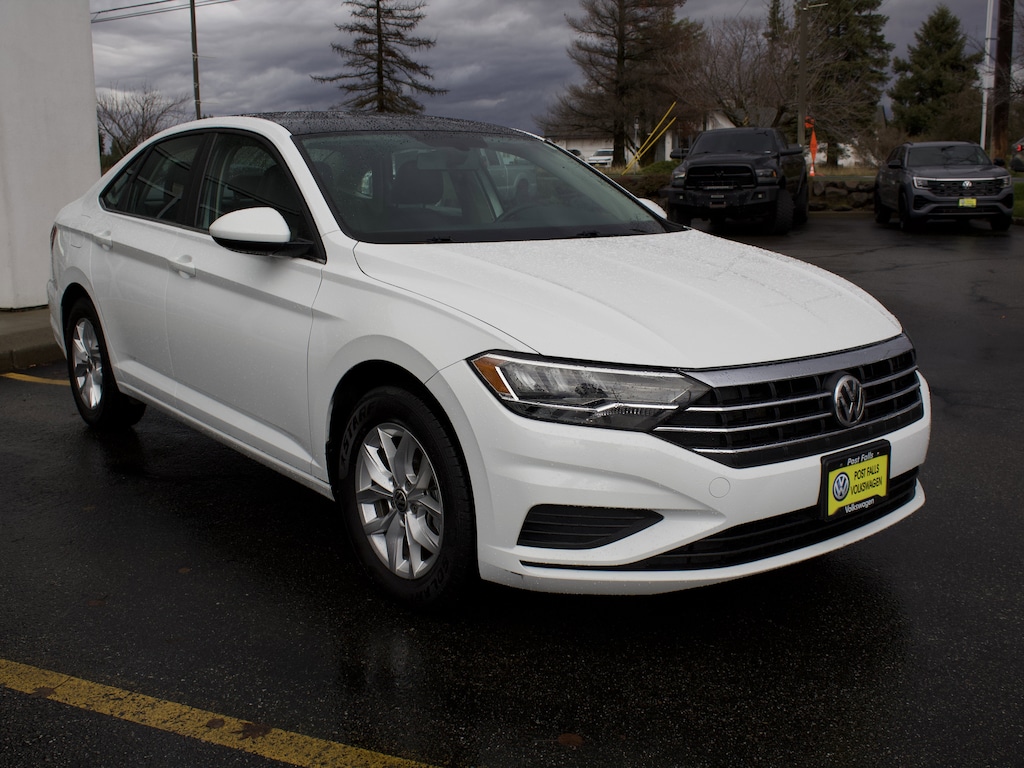 Used 2021 Volkswagen Jetta 1.4T SE Sedan