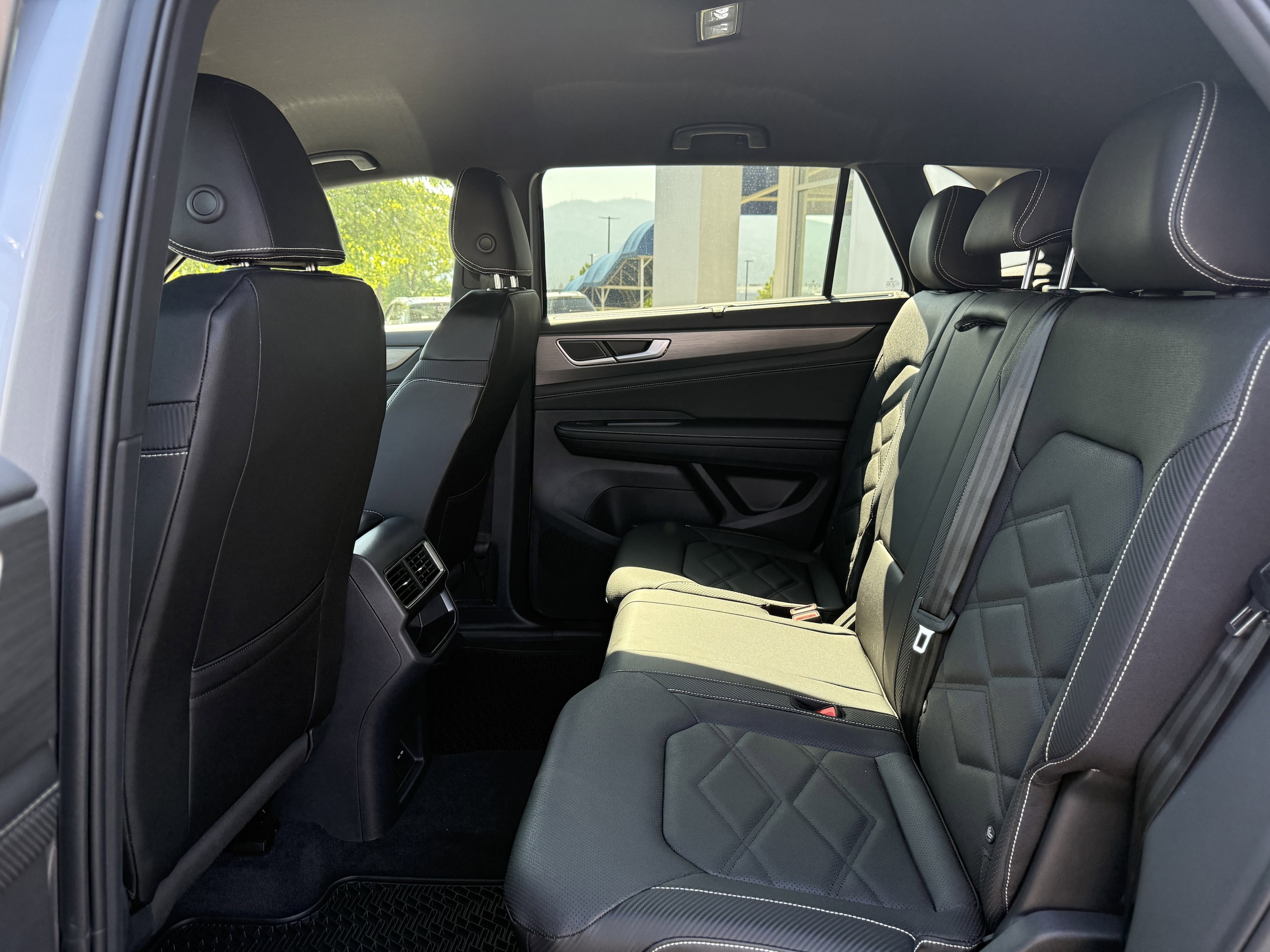 2026 Volkswagen Atlas Cross Sport SE w/Tech - Photo 21