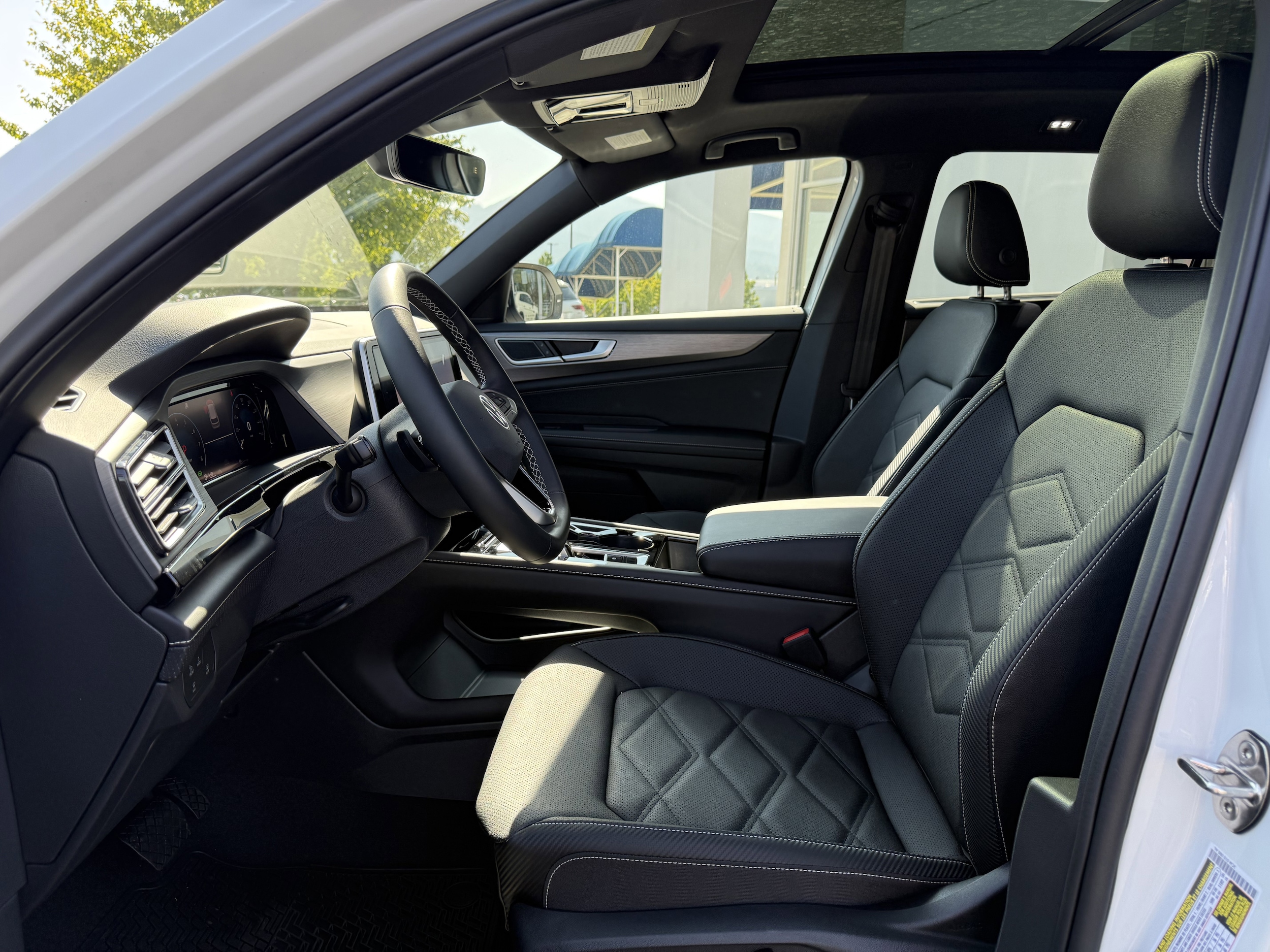 2026 Volkswagen Atlas Cross Sport SE w/Tech - Photo 11