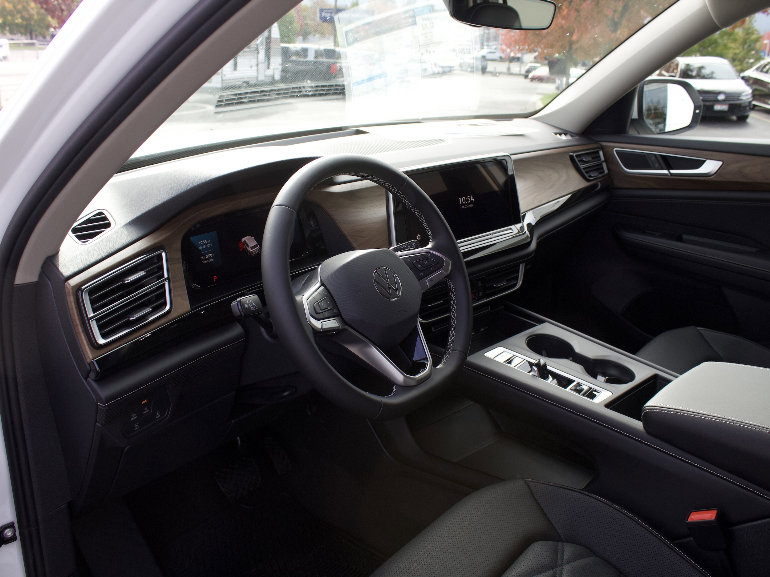 2026 Volkswagen Atlas SE - Photo 10