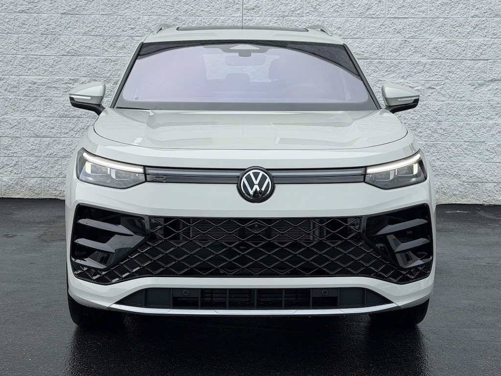 New 2026 Volkswagen Tiguan SEL R-Line Turbo SUV
