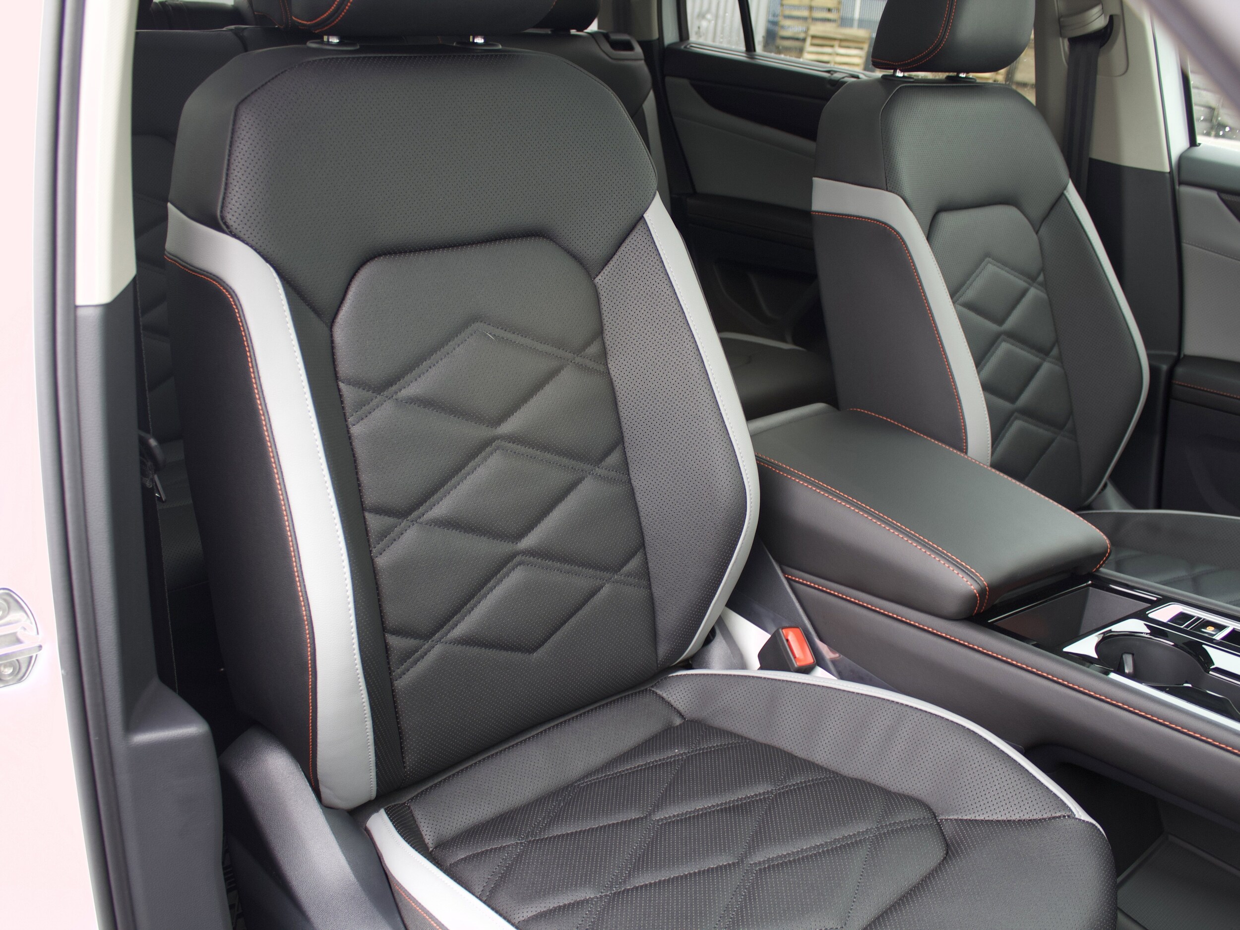 2026 Volkswagen Atlas Atlas Peak Edition - Photo 40