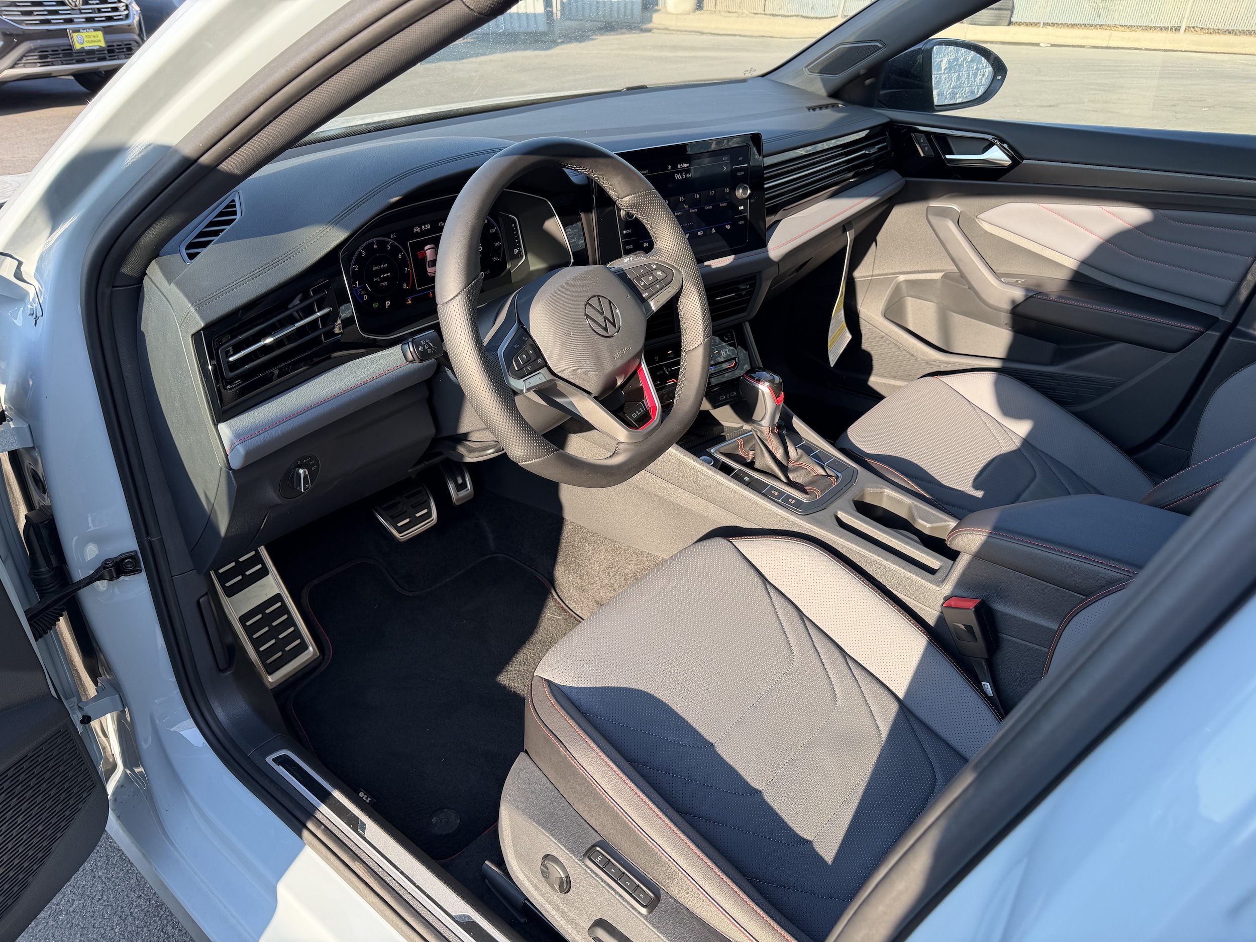 2026 Volkswagen Jetta GLI Autobahn - Photo 9