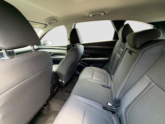 2025 Hyundai Tucson SE - Photo 22