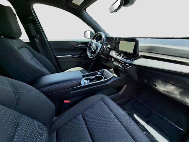 2025 Chevrolet Equinox LT - Photo 27