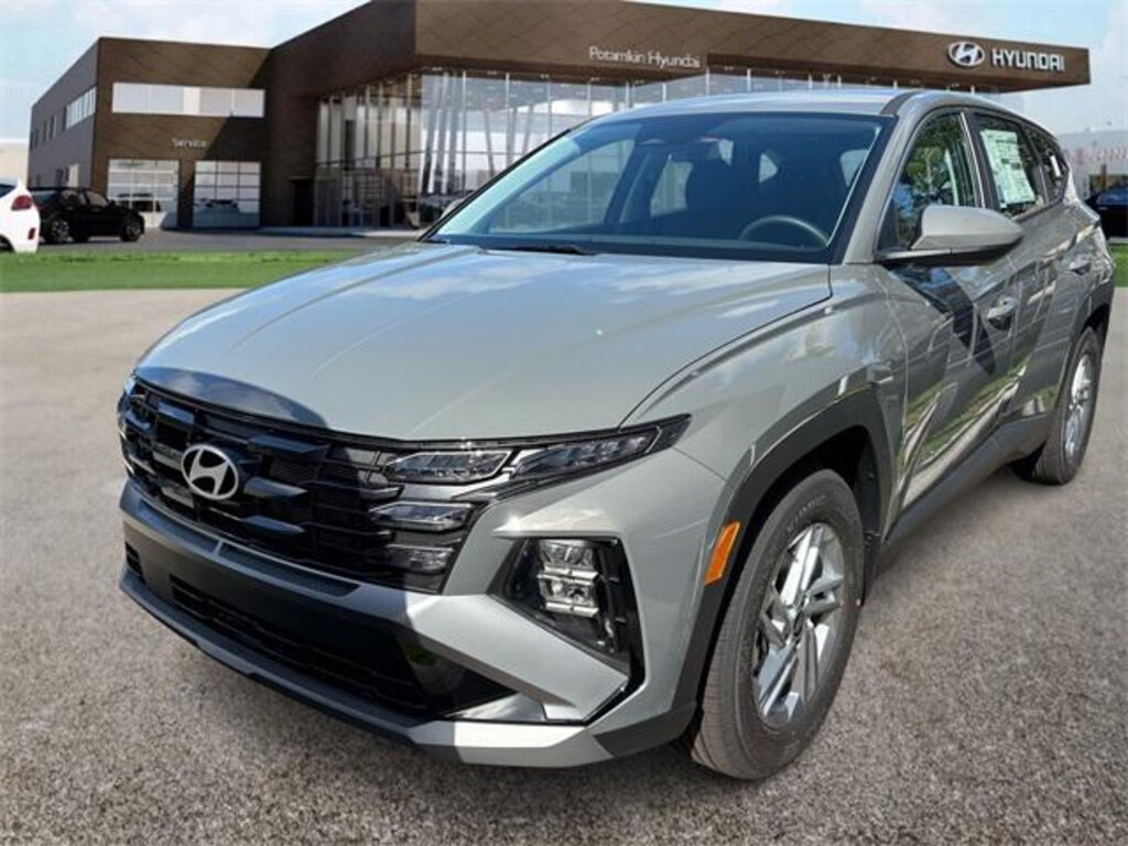 New 2026 Hyundai Tucson SE FWD SUV