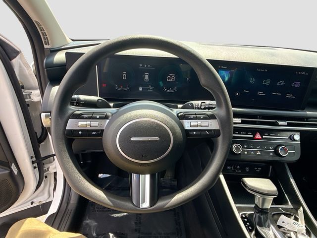 2026 Hyundai Tucson SE - Photo 11