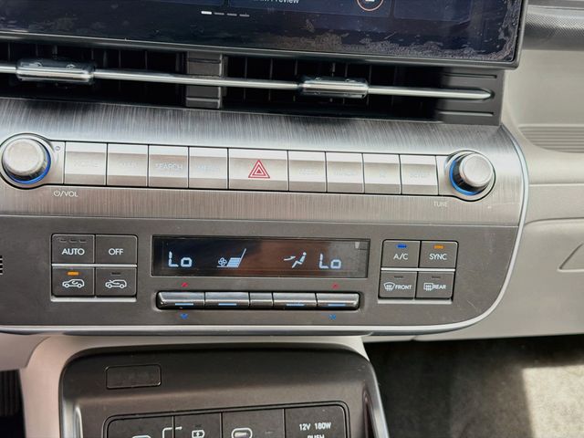 2024 Hyundai Kona SEL - Photo 15