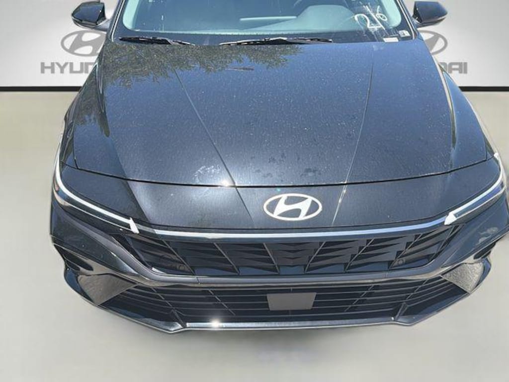 New 2026 Hyundai Elantra Limited Sedan