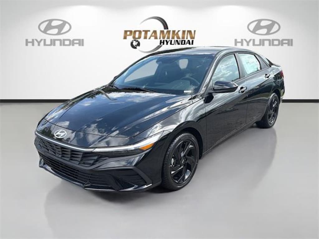 New 2026 Hyundai Elantra SEL Sport Sedan