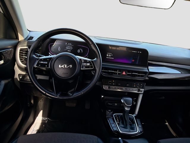 2025 Kia Seltos S - Photo 21
