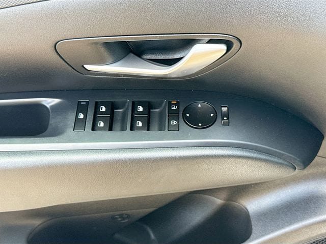 2026 Hyundai Tucson SE - Photo 17