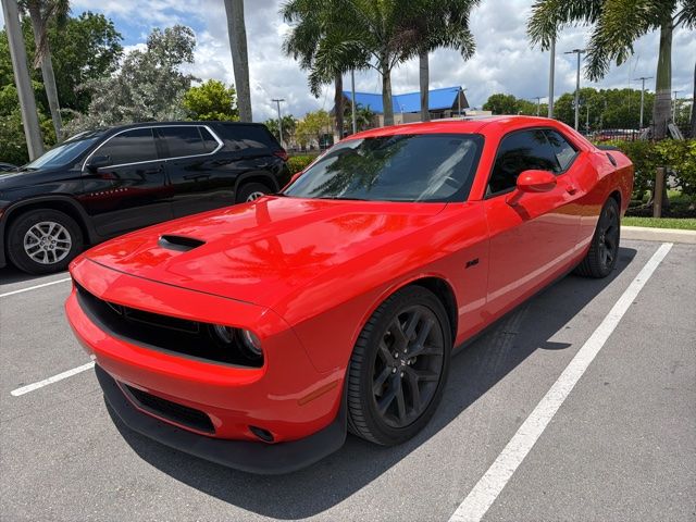 2023 Dodge Challenger R/T's photo