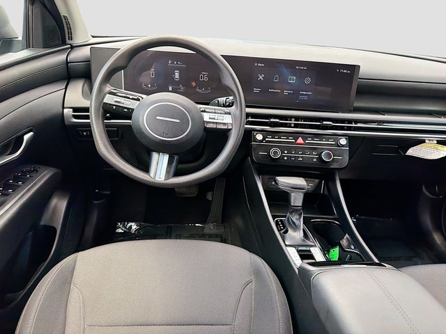 2025 Hyundai Tucson SE - Photo 20