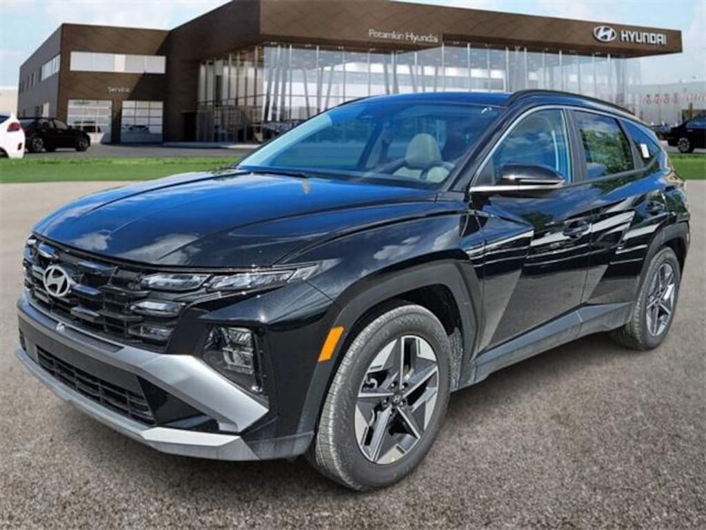 New 2026 Hyundai Tucson SEL Premium FWD SUV