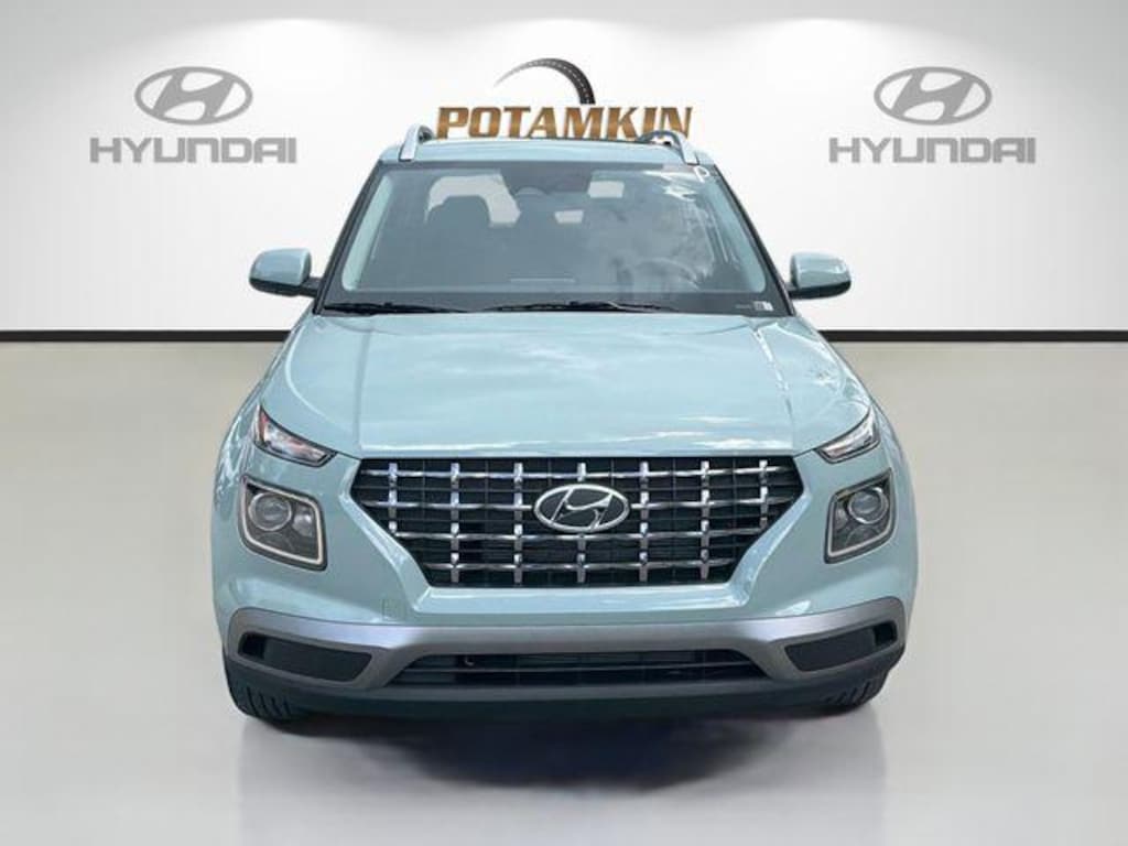 New 2026 Hyundai Venue SEL SUV