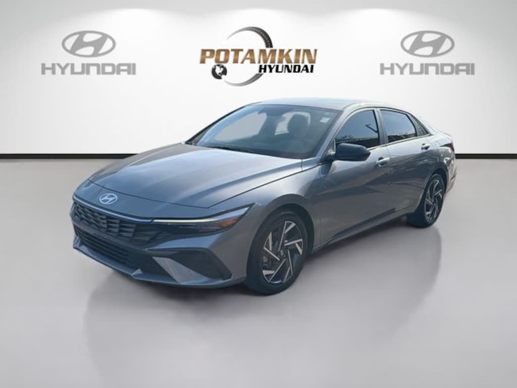 Certified 2025 Hyundai Elantra SEL Sport Sedan