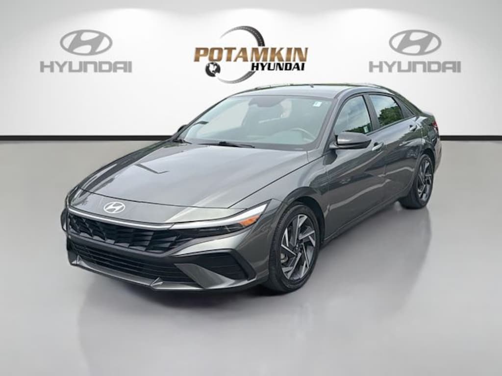Certified 2025 Hyundai Elantra SEL Sport Sedan