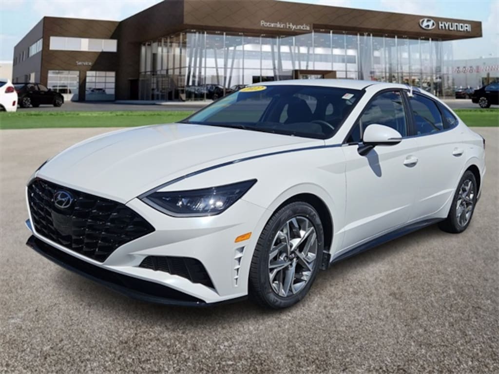 Used 2022 Hyundai Sonata SEL Sedan