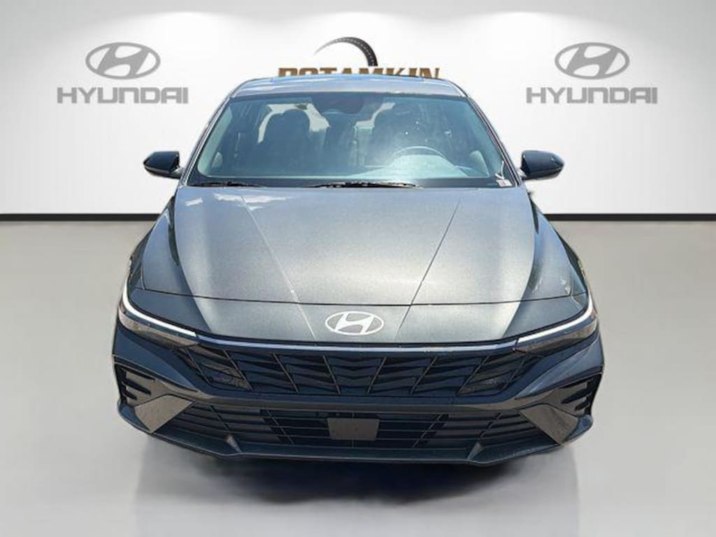 New 2026 Hyundai Elantra SEL Sport Premium Sedan