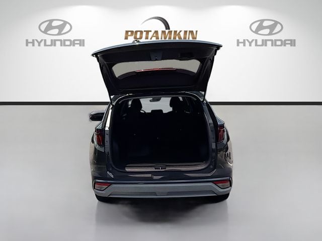 2025 Hyundai Tucson SE - Photo 24