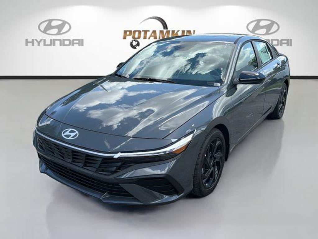 New 2026 Hyundai Elantra SEL Sport Sedan