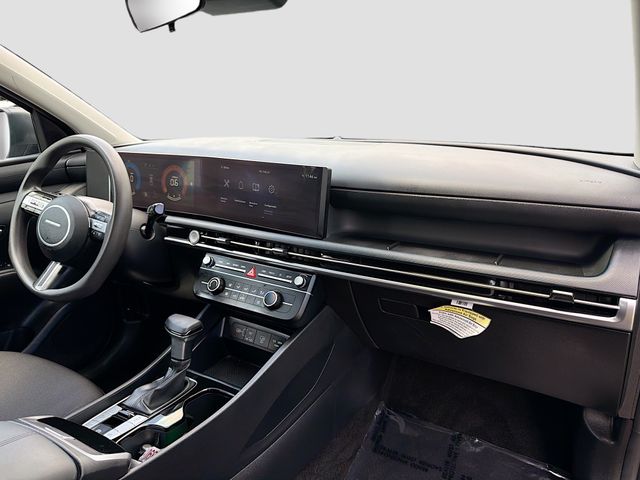2025 Hyundai Tucson SE - Photo 26