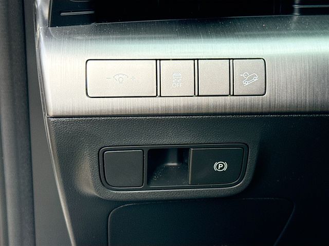 2025 Hyundai Kona SEL Convenience - Photo 10