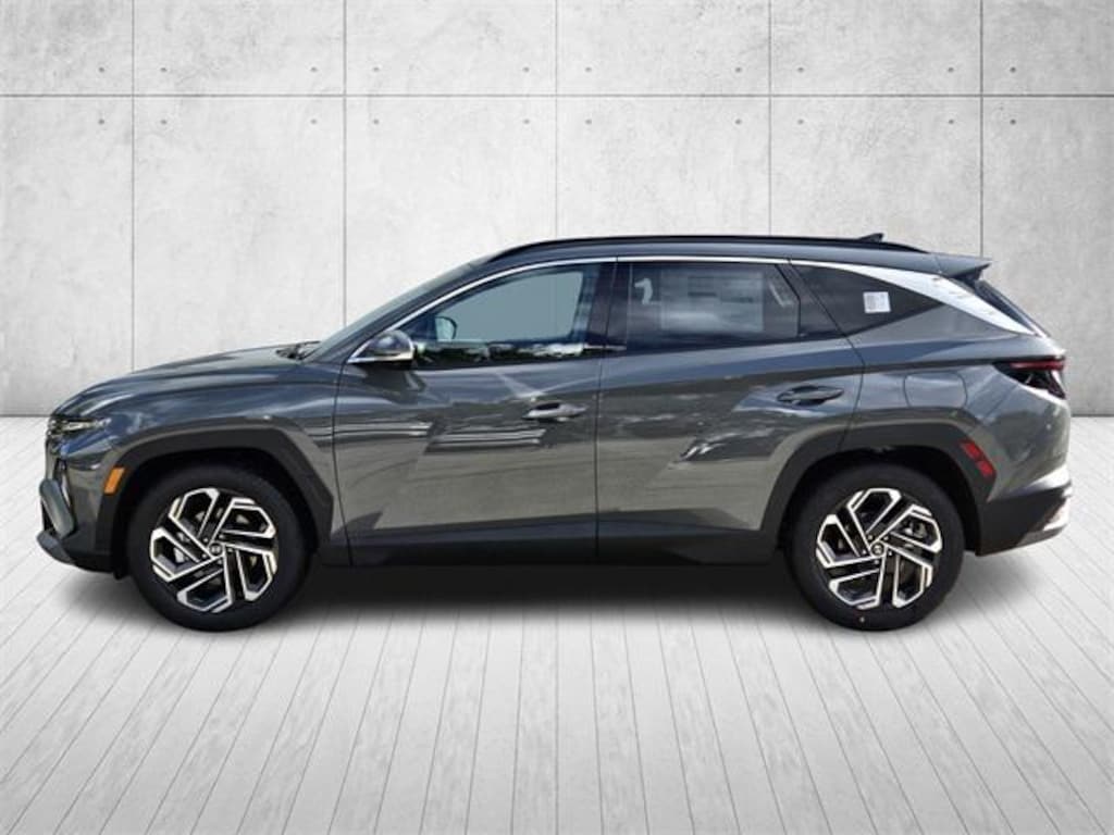 New 2026 Hyundai Tucson Limited FWD SUV