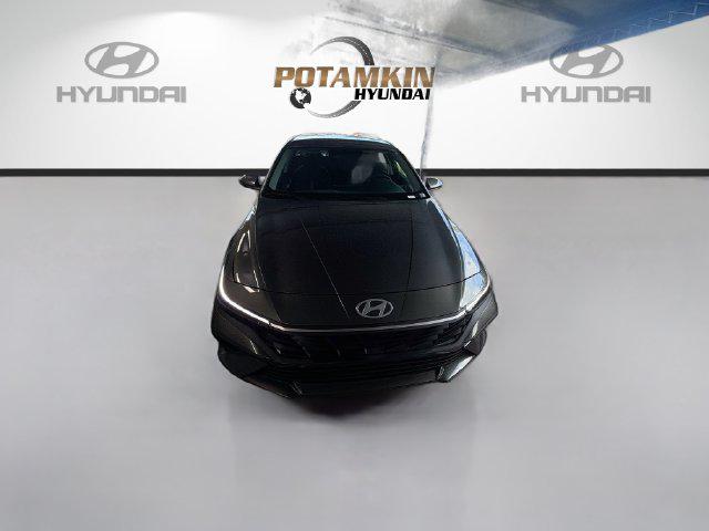 New 2026 Hyundai Elantra SE Sedan