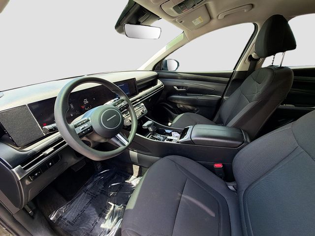 2025 Hyundai Tucson SE - Photo 20