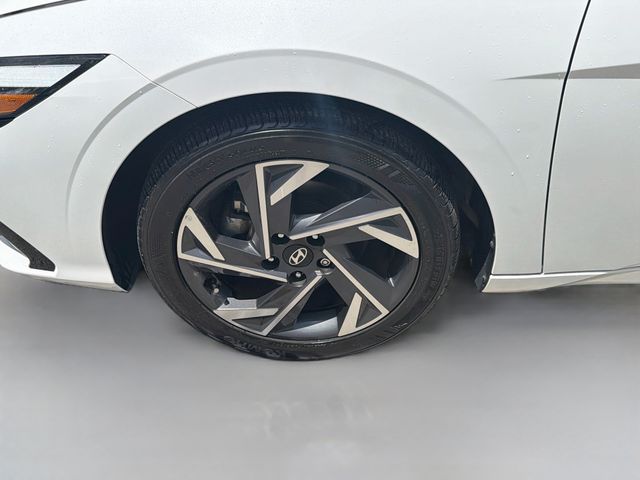 2024 Hyundai Elantra SEL - Photo 30