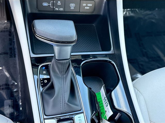2026 Hyundai Tucson SE - Photo 16
