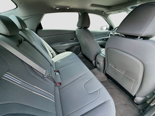 2024 Hyundai Elantra SEL - Photo 26